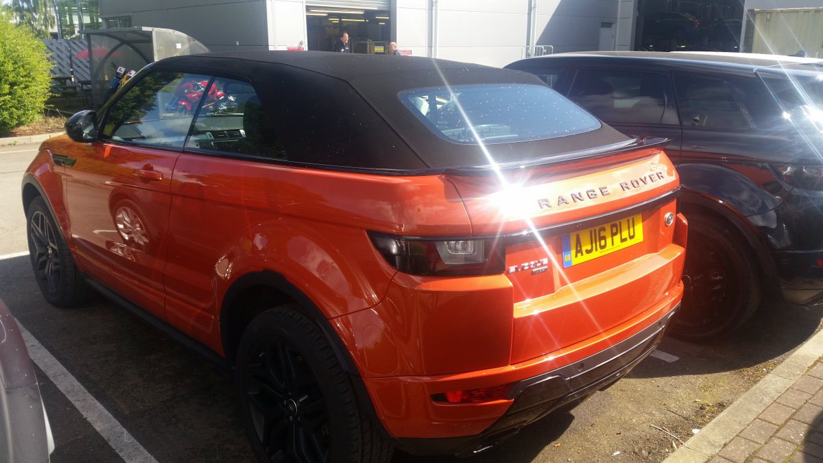 MMGContractHire's tweet photo. Wow! The new Range Rover #EvoqueConvertible has landed @mmglandrover #Peterborough Looking awesome in the sunshine! https://t.co/gMDNKX29eT
