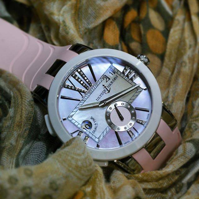 evrotime's tweet photo. Летние #mustbuy для женщин. #DualTimeLady #UlysseNardin #watches https://t.co/vetDSd0RWs https://t.co/VvK2Z8bNCL