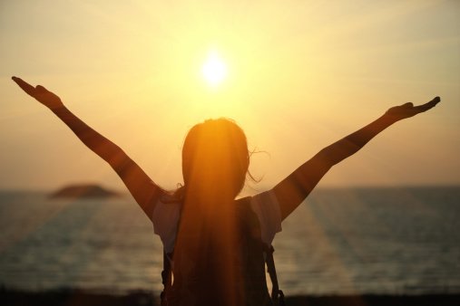 NHSuk's tweet image. What are the five steps to mental wellbeing? Find out here: ow.ly/SwehY