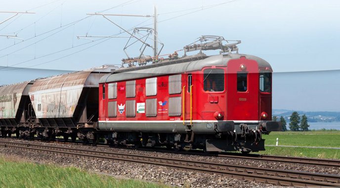 Roxtra_QM's tweet photo. Lokführer nutzen auf der Strecke mobile #QM #Software für Info-Dokumente https://t.co/2VjRXIyZv3 #roXtra #App #Bahn https://t.co/9VBPDWZ8C2