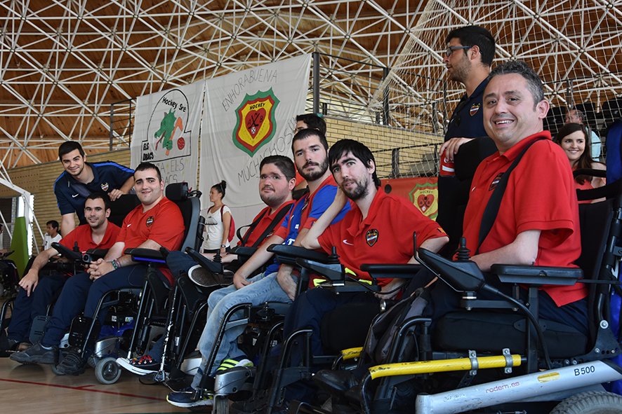 LevanteMasclets's tweet photo. Aquí os dejamos nuestro cuarto puesto en el #CtoESP_Hockey2016!!! Muy contentos!!! https://t.co/VAzXUY6W55 https://t.co/hzX1cka5wK