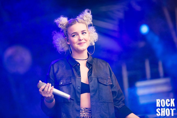 AnneMarieNFR's tweet photo. @AnneMarieIAm at @FOLDfestLondon last week.
Photos by @SimonJayPrice https://t.co/4w1ZgyGhKJ
