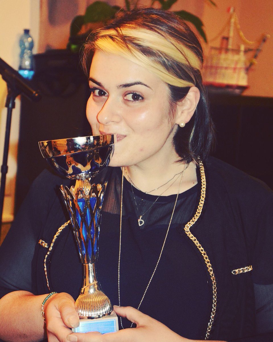 Bebax89's tweet photo. 3^posto... #thirdplace #singcompetition #life #mylife #mylove #like #love #singing #singer  #like4like #likeforlike https://t.co/YlHuuR5q9A