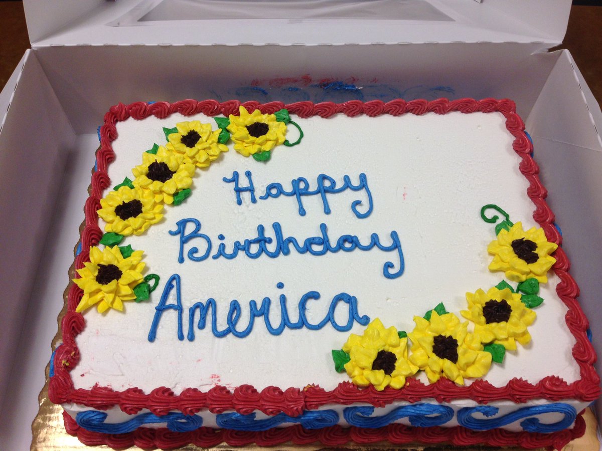 clementkate's tweet photo. Cake Day at @cflane_mgmt #HappyBirthdayAmerica https://t.co/H5t94LaOQS
