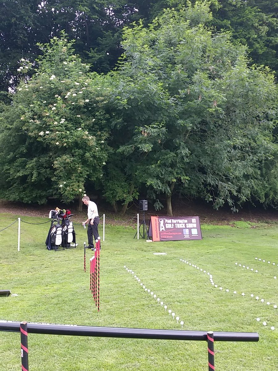 Lunchtime entertainment <a href="/GolfWorld1/">Golf World</a> <a href="/TheTodaysGolfer/">Today's Golfer</a> <a href="/TaylorMadeTour/">TaylorMadeGolfEurope</a> #UnFairway
