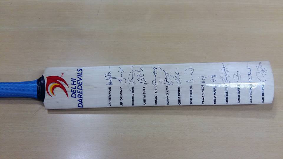 BWACCELERATE's tweet photo. @BWCIOWorld CHAMPIONS league. @DelhiDaredevils hand signed bats for the winners.
#bwcio #bwaccelerate #play to #WIN https://t.co/duv2Rwi2MJ
