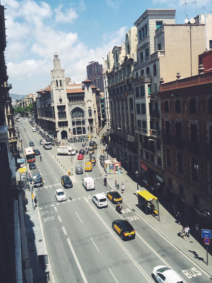 turbomonitor's tweet photo. #BuenosDias desde la Via Laietana de #Barcelona #TurboMonitor #WebsiteMonitoringTool https://t.co/kr45BbVt0L