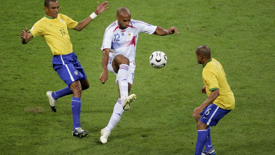 Termasuk Cristiano Ronaldo dan Zinedine Zidane, Ini 5 Pemain Megabintang Dunia yang Pernah Ikuti Toulon Cup
            - galeri foto