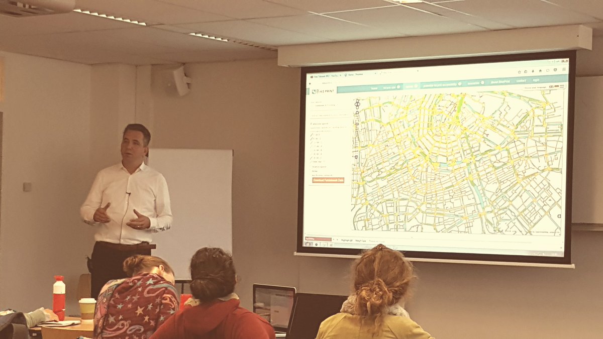 fietsprofessor's tweet photo. 'We CANNOT copy car algorithms to analyse cycling data. It misses the embodied experience'
~ J.de Kruijf #PCCAMS16 https://t.co/5ZH9BhSfM4