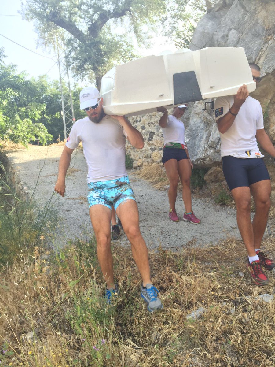 remcatalunya's tweet photo. @catalansario16 @alexsigur @pauvema @annaboada92 @ainacid94 fan #trekking  per #remar S. Nevada💪 @esportcat @UFECcat https://t.co/3SZHZ2SPW5