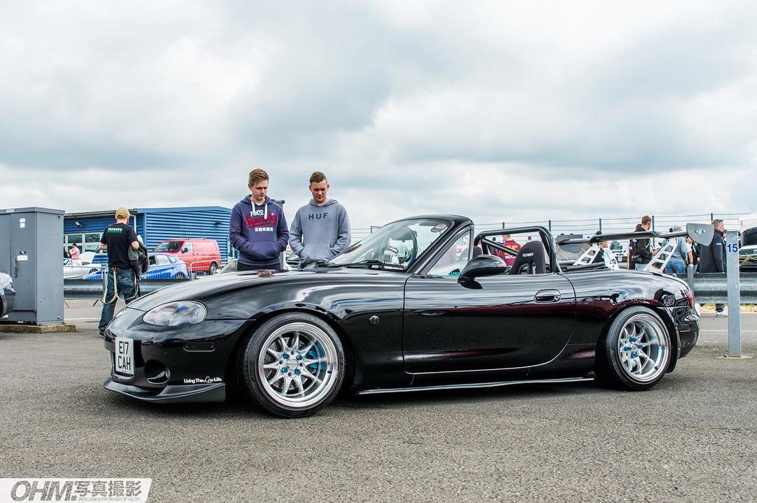 TopMiata's tweet photo. ✔ @e17cah #TopMiata #mx5punks
https://t.co/neURKrH2KE
#mazda #miata #mx5 https://t.co/r2snxJQbpt