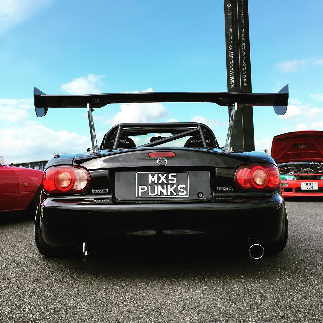 TopMiata's tweet photo. ✔ @e17cah #TopMiata #mx5punks
https://t.co/neURKrH2KE
#mazda #miata #mx5 https://t.co/r2snxJQbpt