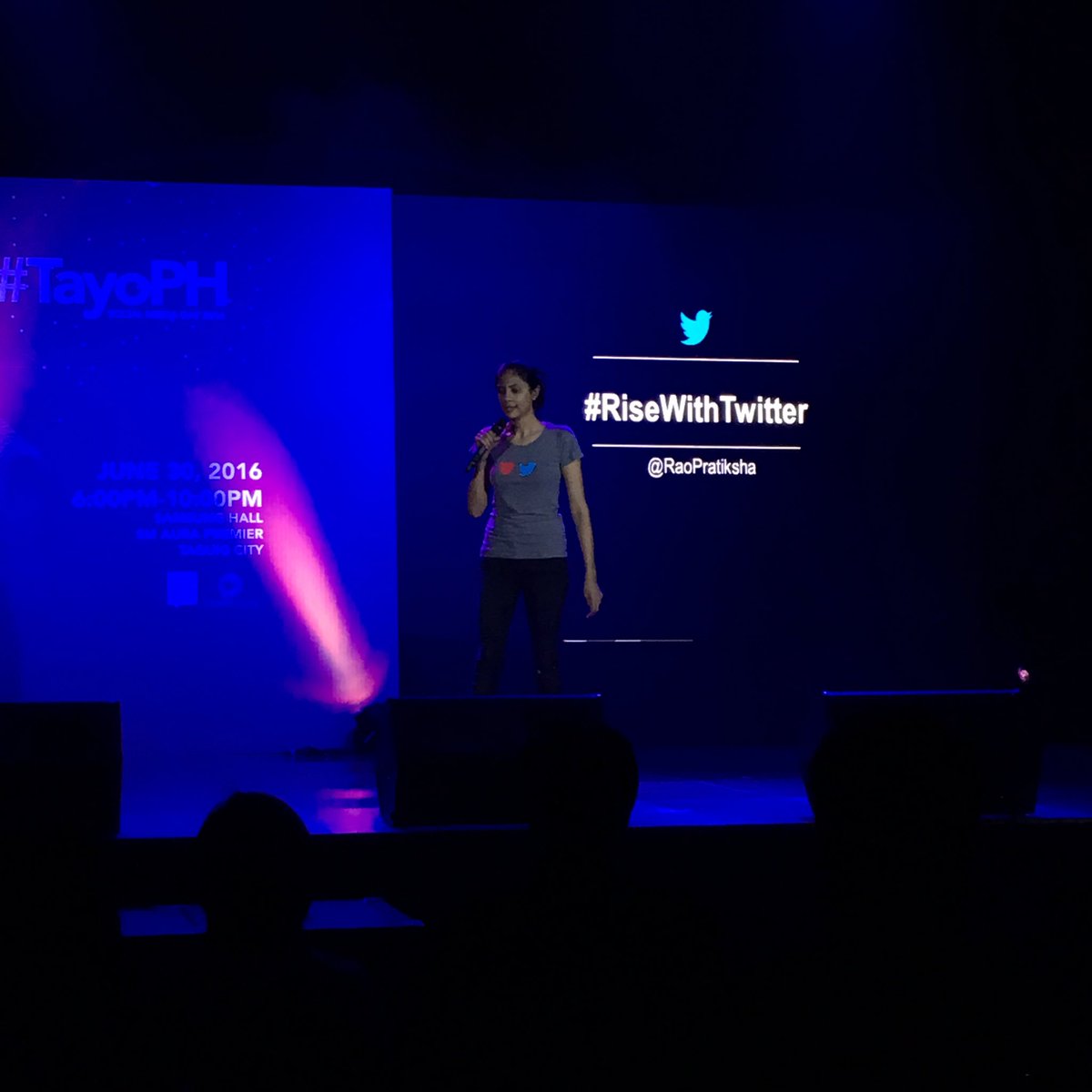 brodfitz's tweet photo. @RaoPratiksha talking about the story of Twitter and how Pinoys use it #RiseWithTwitter #TayoPH #SMDay https://t.co/PVT2e36vB1