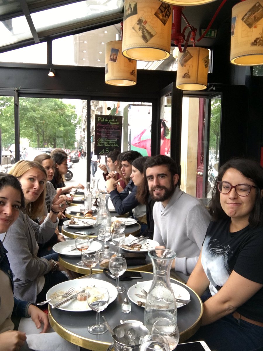 LaurentTDB's tweet photo. Voilà comment ça se passe quand des membres de la #dreamteam nous quittent ! We Will miss you ;) #CJ #LPJ #CIL https://t.co/P8EtrC117B