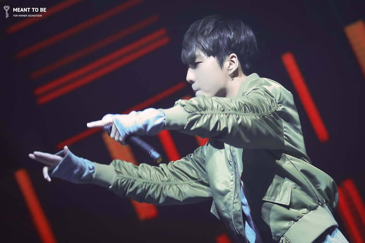 meanttobe94's tweet photo. 160526 더 콜라보레이션  3P
#강승윤 #위너 #seungyoon https://t.co/aWA3RneXn5