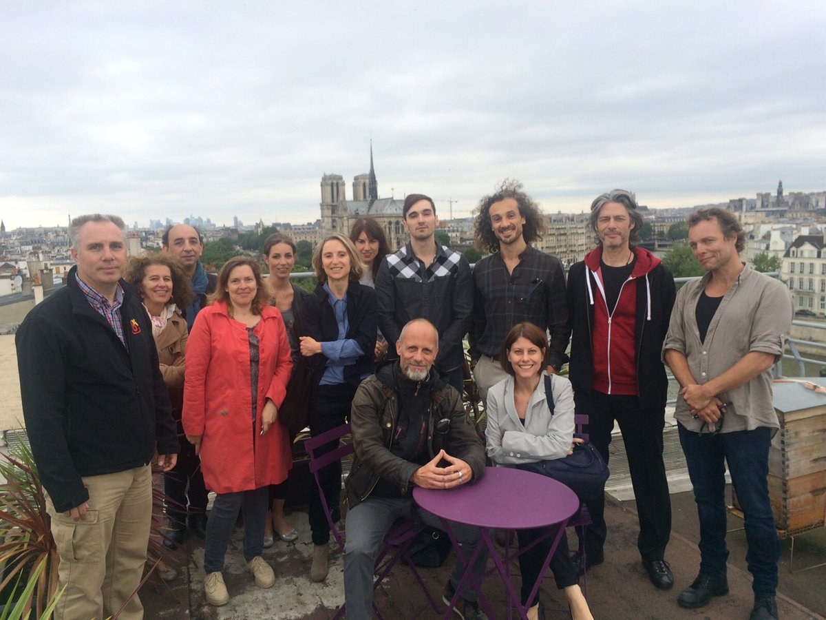 latourdargent's tweet photo. Lancement presse “Sur les toits des villes” sur @ARTEfr
#surlestoitsdesvilles #beeopic #arte #gedeonprogrammes https://t.co/Sty0KjiGvF