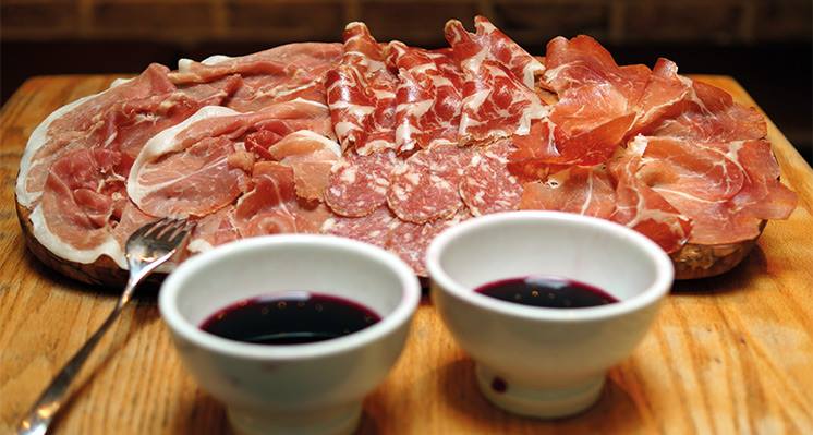 food__roots's tweet photo. Is there a better accompaniment to #charcuterie than a #Lambursco? #TheAuthenticWay https://t.co/O7AXj2uPrH