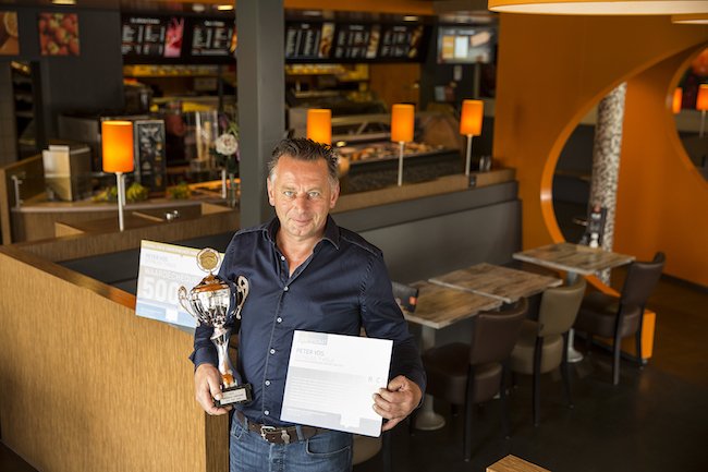 Peter Vos van Eetpaleis ‘t Vosje  uitgeroepen tot ondernemer van het jaar! #Rosmalen
beleefrosmalen.nl/nieuws/#250