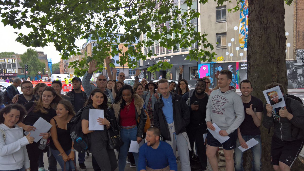 Bellsalane's tweet photo. Tourist photo #maxuslondon #teamjamesfajardo https://t.co/xwnmrH0Egi