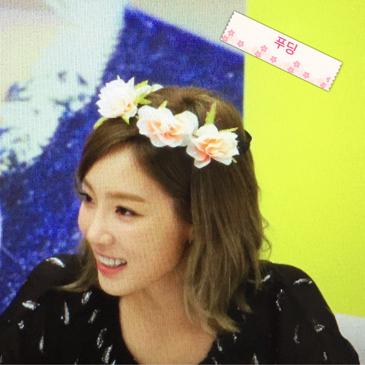 [PIC][30-06-2016]TaeYeon tham dự buôi fansign đầu tiên cho "Why" vào tối nay - Page 4 CmMpqRMVYAIpE_A