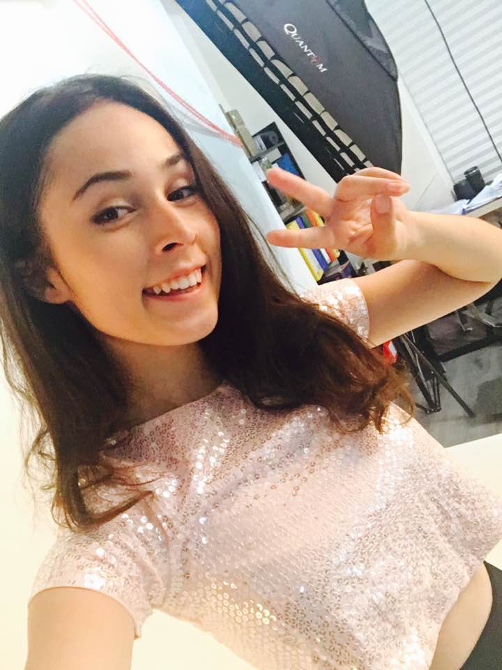 itsandragogan's tweet photo. In curand,o noua emisiune pe care o voi prezenta la TV toata vara aceasta 🙈😁😱. Fiti pe faza din luna iulie 😱 https://t.co/e7giWjOBX2