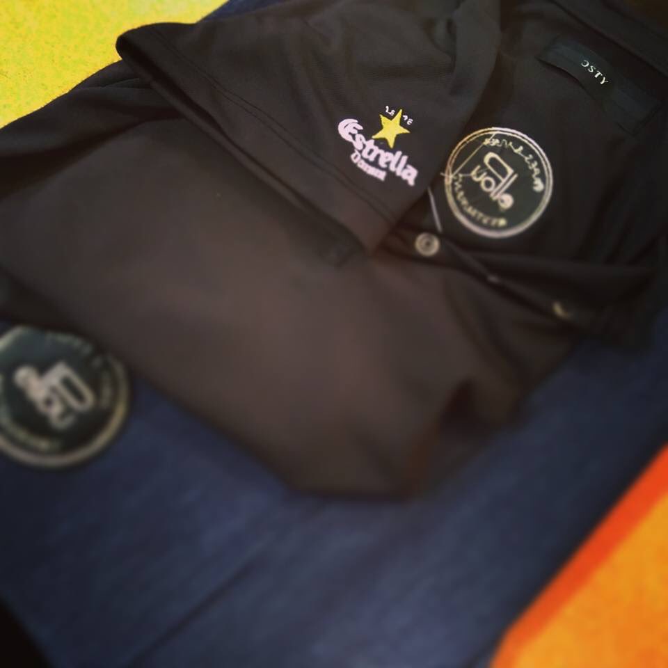 elpousitges's tweet photo. Aquesta setmana hem estrenat uniforme gràcies a @CSTYUNIFORMES i @EstrellaDammEs, i estem encantats!
#Sitges #elpou https://t.co/JZ0JF4F9E5