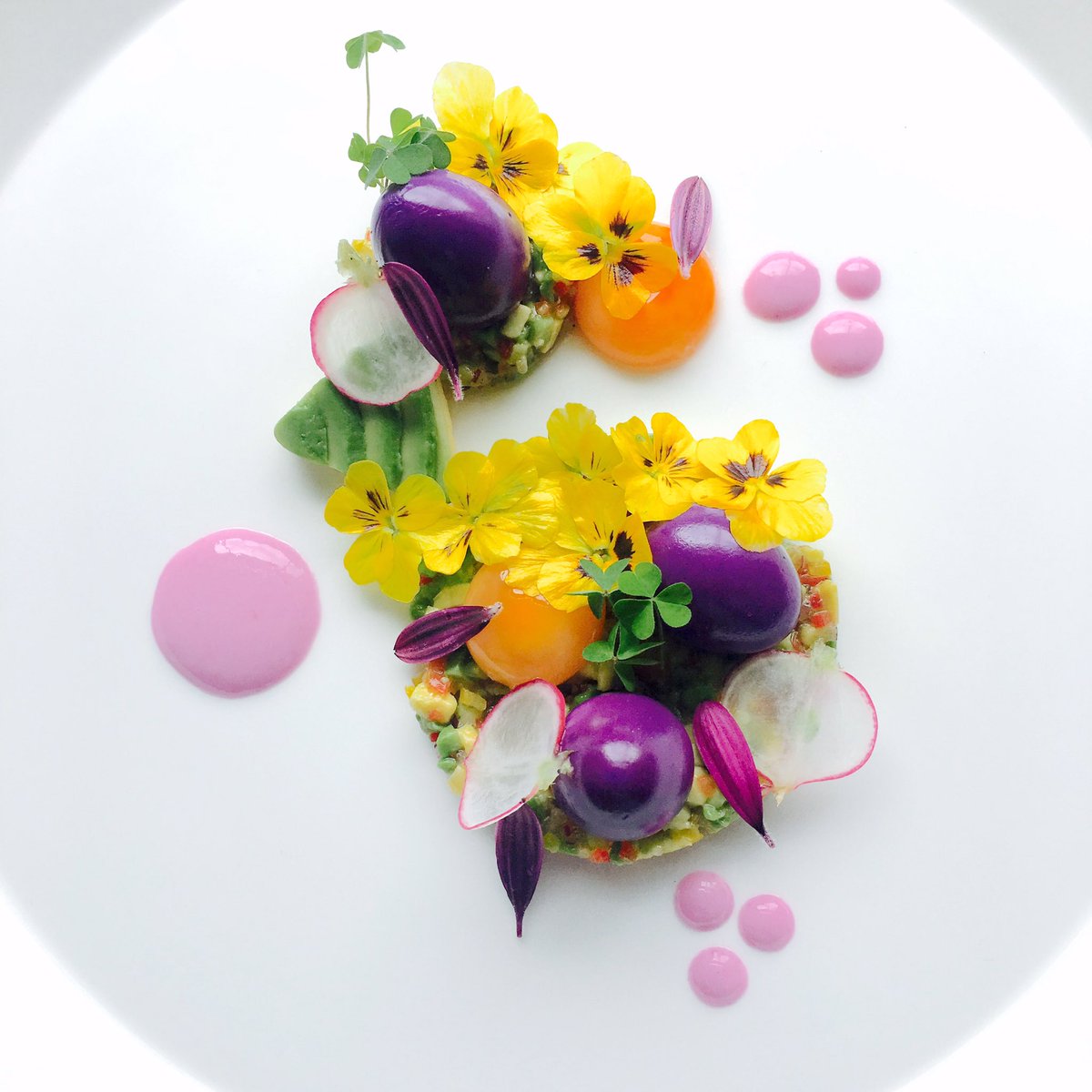Chefjasonhoward's tweet photo. Saltfish•Avocado•🔮quail egg•salad for 2nights tasting @CanteenTweets @Craft_Guild @Tintswalolodges @GardenCollage https://t.co/SQGbWCvLy5