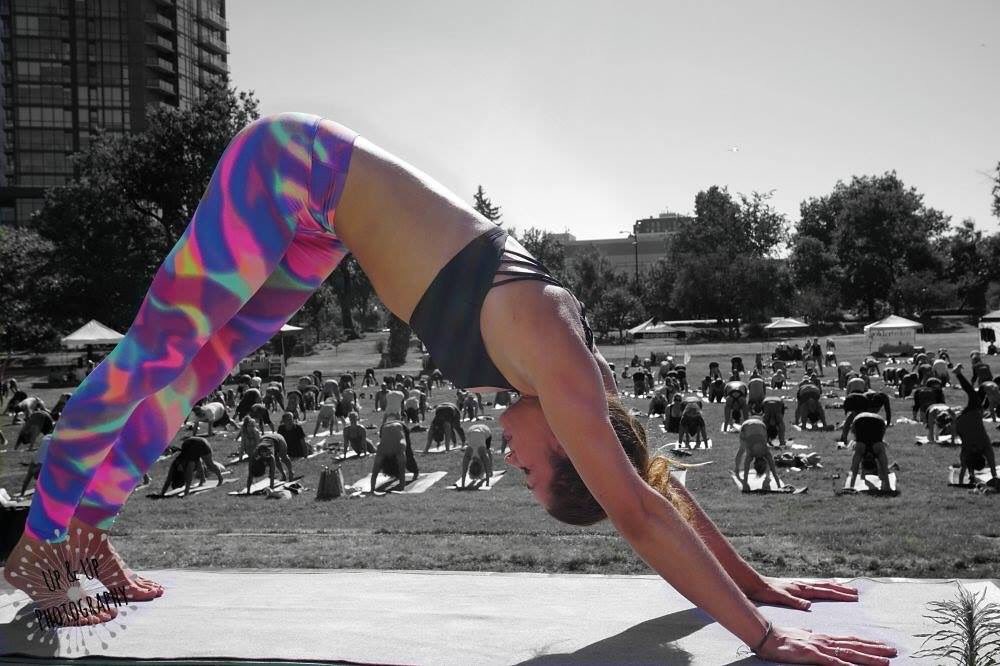 sumitsyogaco's tweet photo. Our beautiful teacher Meghan Michels being our model of awesomeness @yogarockspark #donajo #yogaeverydamnday https://t.co/eaN2EGHhgs