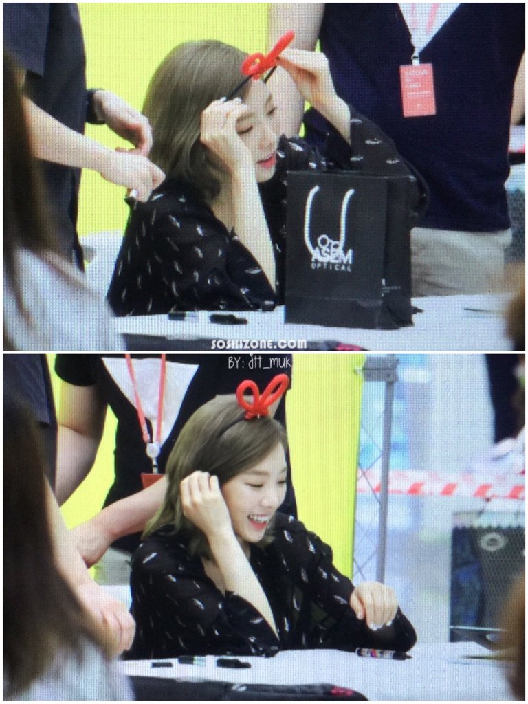 [PIC][30-06-2016]TaeYeon tham dự buôi fansign đầu tiên cho "Why" vào tối nay - Page 4 CmMuv9KUoAUAv6U