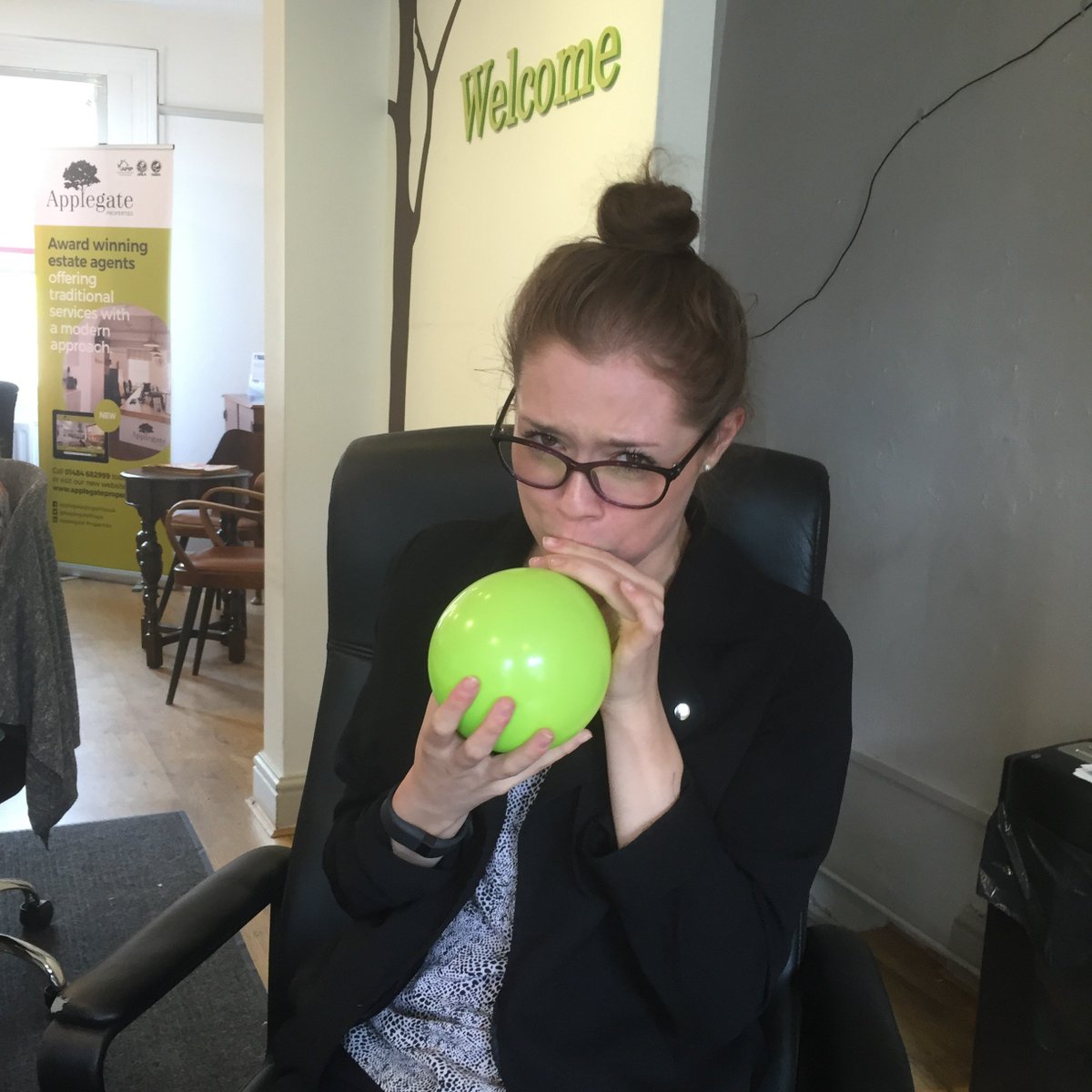 ApplegateProps's tweet photo. Prepping for the birthday celebrations tomorrow! #feelinglightheaded #only10moreleft... https://t.co/190mDve9Bg