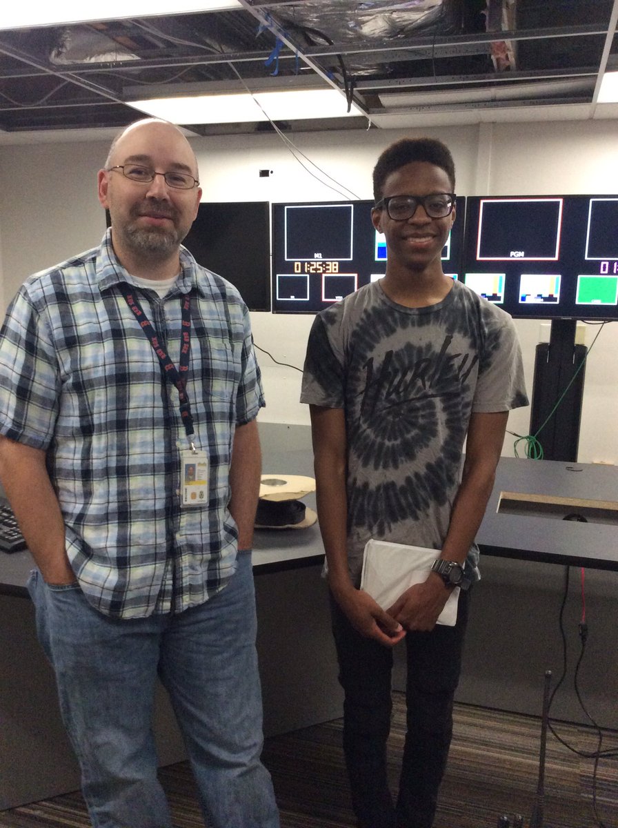 PghIP's tweet photo. 2016 City High graduate and I&amp;P alumni intern, Maurice back to check in with  @FinerDavid @CityCharterHigh https://t.co/laAcQWMsn5