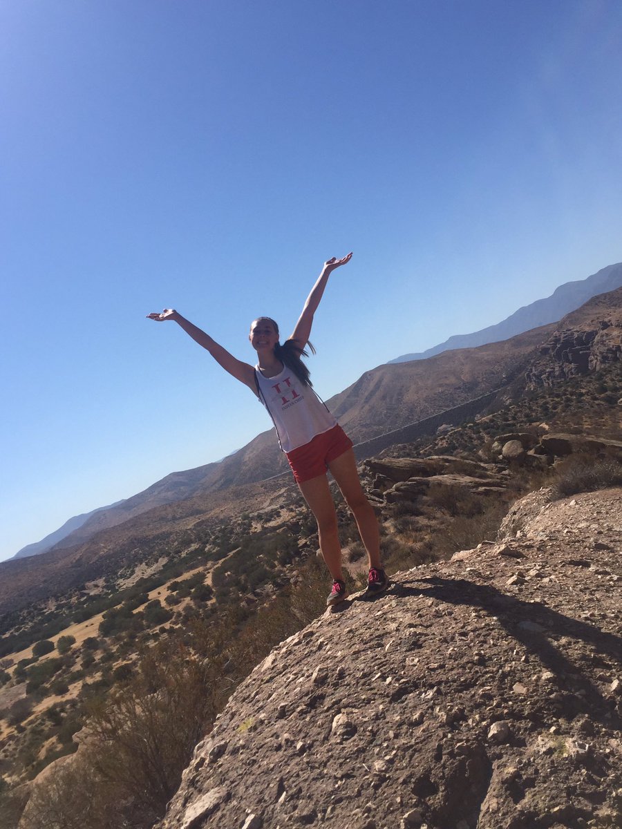 brynnalmond's tweet photo. not that bad but others beg to differ #vasquez #hartcheer https://t.co/KkIN4W8qNv