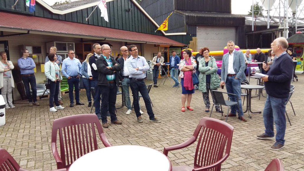 nunspeetib's tweet photo. Zomerborrel @MolenDeDuif  goed bezocht ! #Nunspeet https://t.co/KfkoN4HPNx