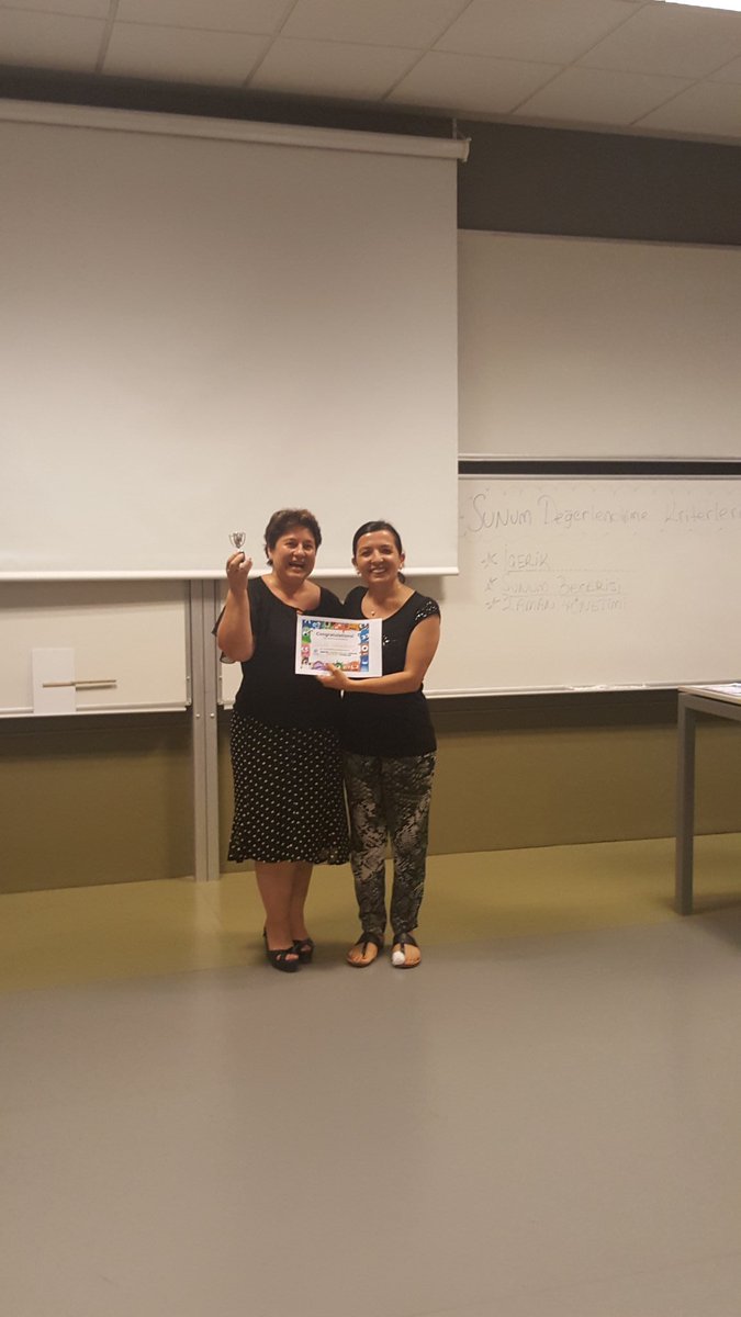dhatice_edu's tweet photo. @ClassDojo #etusp ödülleri sahiplerini buldu! :) #etusp7 @etusp #oyunlaştırma https://t.co/fwIqiCiBIf