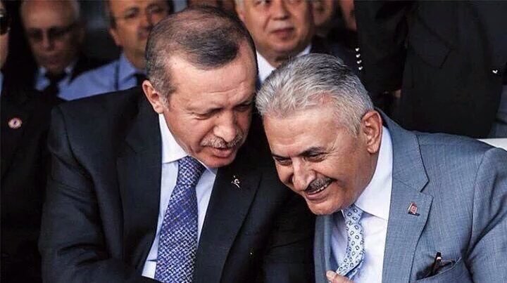 osmannamdar's tweet photo. Fransa Parlamentosu yas tutsun. Siz gülerek köprü açın. #130tl  #OsmanGaziKöprüsü https://t.co/3MKMFZHxWL