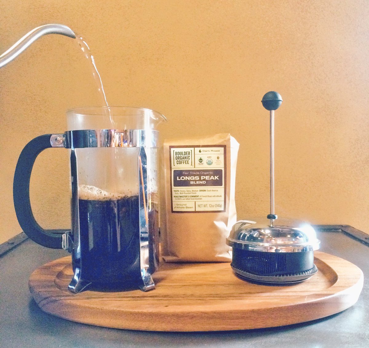 Boulder_Coffee's tweet photo. A #frenchpress for enhancing those bold, elevated tones as big as our local #14er! #LongsPeakBlend https://t.co/8gd2M8uivv