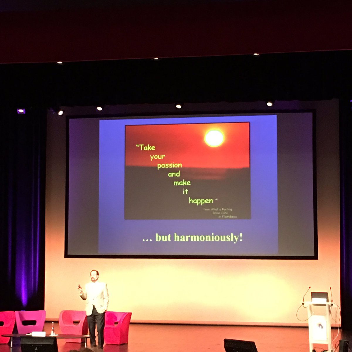 AnjaLoetscher's tweet photo. ECCP 2016#Angers#Robert Vallerand https://t.co/UliAGyU3uG