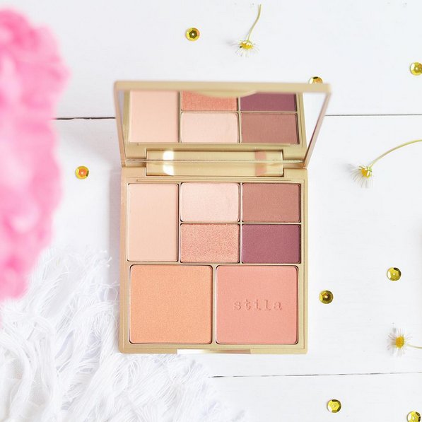 Define your light. Bring out your best features with back, low &amp; highlighting techniques with <a href="/stilagirlcanada/">stila cosmetics</a>