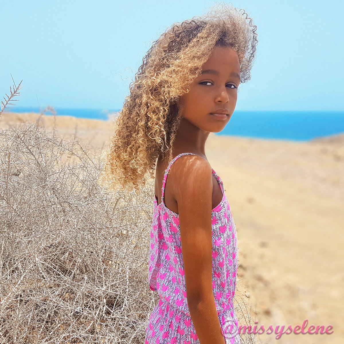 MissySelene's tweet photo. 💕👙🌞 #modeling #childmodel #modelinglife #newface #freshface #missyselene https://t.co/03HaBVhPDo