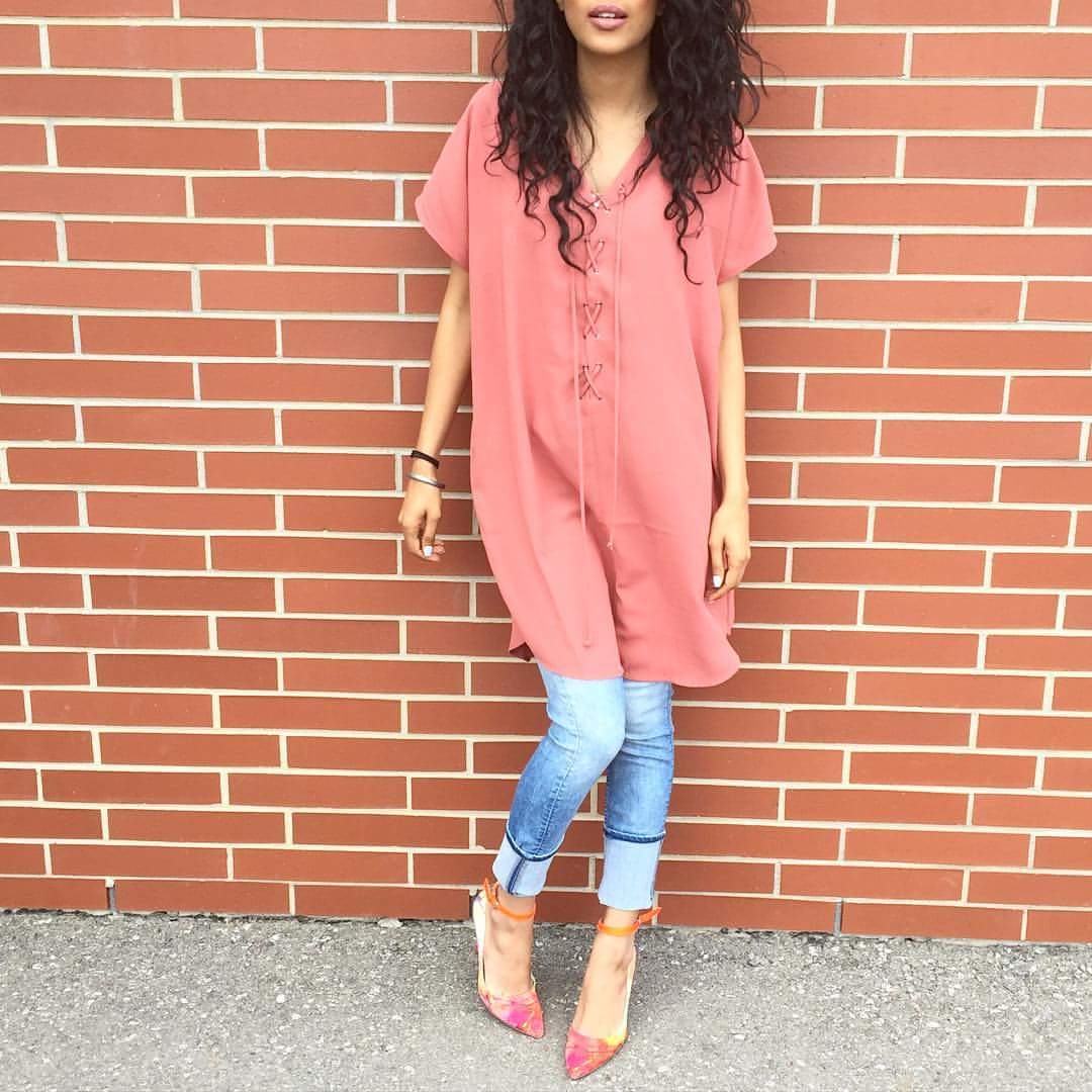thesandylion's tweet photo. The kurta look is in. Details in https://t.co/a8ZqkaMkAN #throwbackootd #ootd #dailyootd #esskayji https://t.co/fzYD2d2mdq