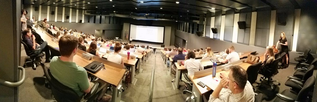 Packed house @ #smdaylft 2016!