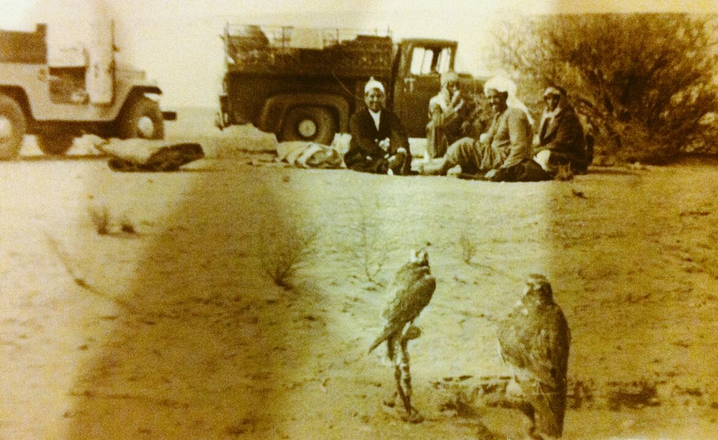 nawafalhamly's tweet photo. يوسف النامي وجبر الشريف فى رحلة قنص الى صحراء العراق عام 1962 https://t.co/9wuWj6FR56