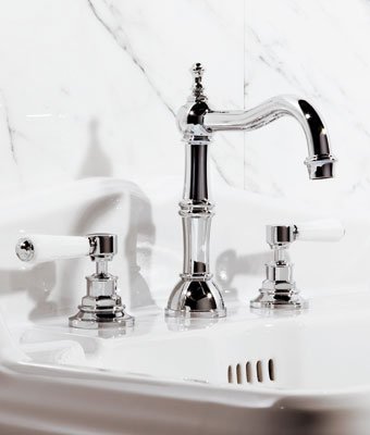 Linksonomy's tweet photo. Taking a hard time selecting the right toilet for your newly renovated bathroom? #tapware https://t.co/C3VFnHaoe1 https://t.co/z31sozdRR1