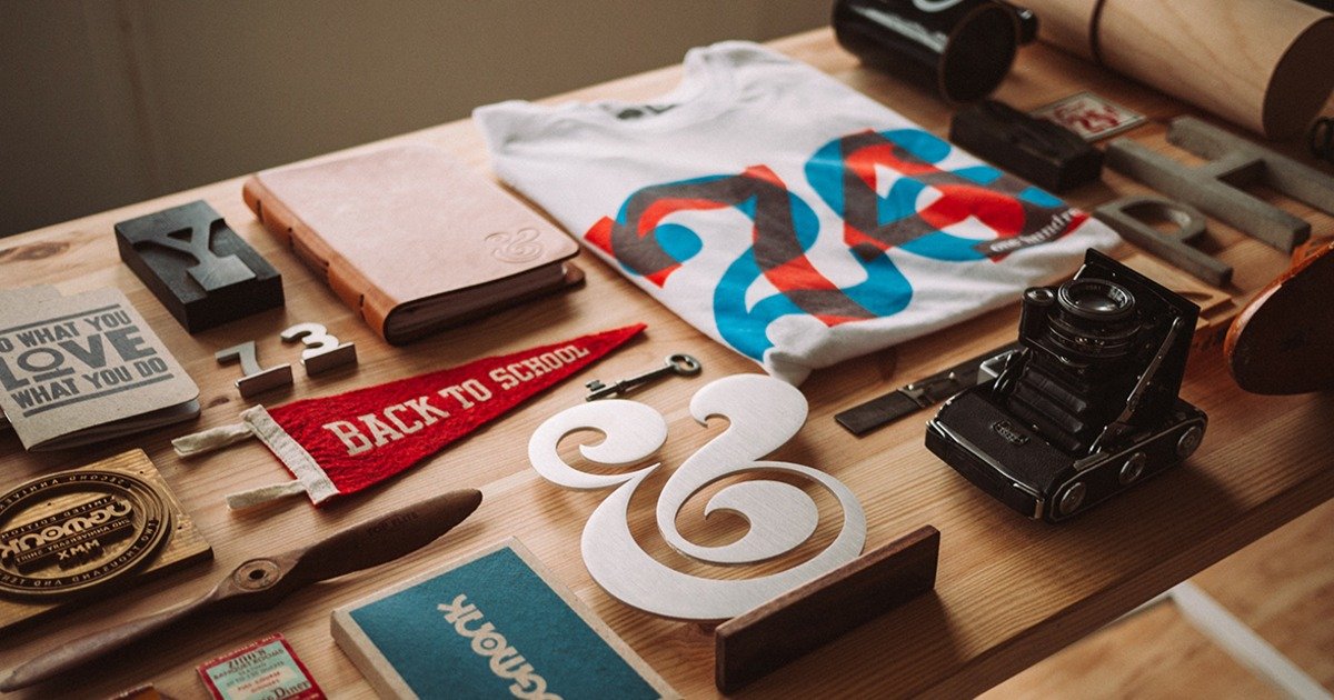 Relo2oc's tweet image. Into stamps, art, music boxes or pogs? 
 otbd.it/IUEXVQ