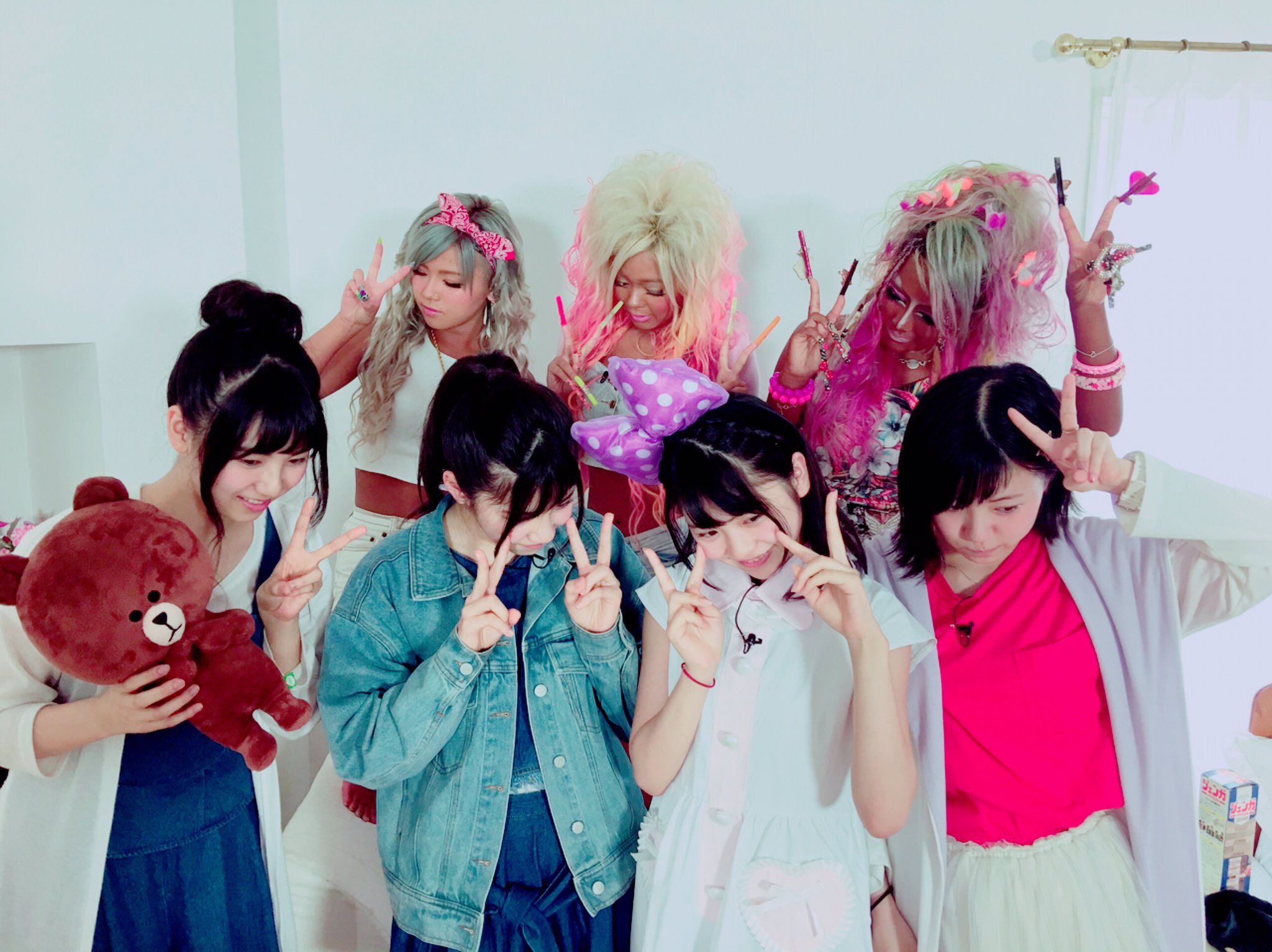 Ske48 コレカケルアレ そしてもう一枚 ご本人さんたち曰く 黒ギャルの方って カメラから目線を外すのがポリシーなんだそうです 勉強になりました お三方 お付き合いいただきまして ありがとうございました Ske48 T Co B1a1r3ymrv