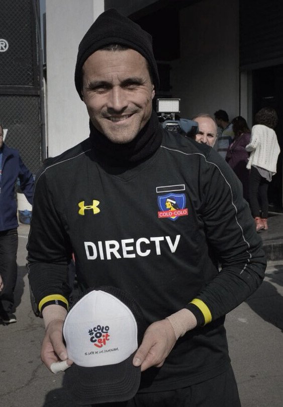 RelatorPopular's tweet photo. Hoy está de cumpleaños, el para mí, mejor jugador de ColoColo.

Muchas felicidades, @Justo_Villar1 https://t.co/BZ3MhqvcYf