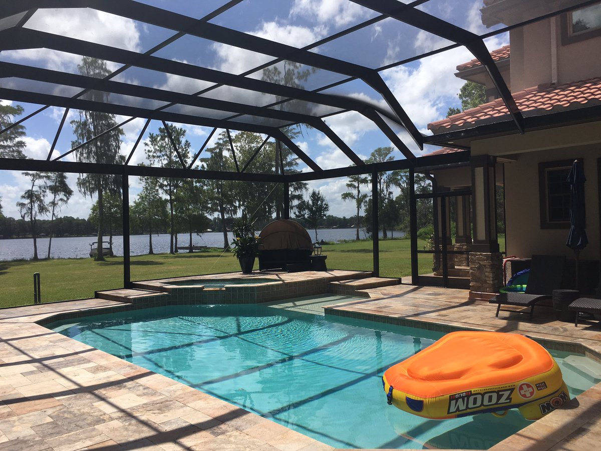 Tampa Screens (Tampa_Screens) Twitter