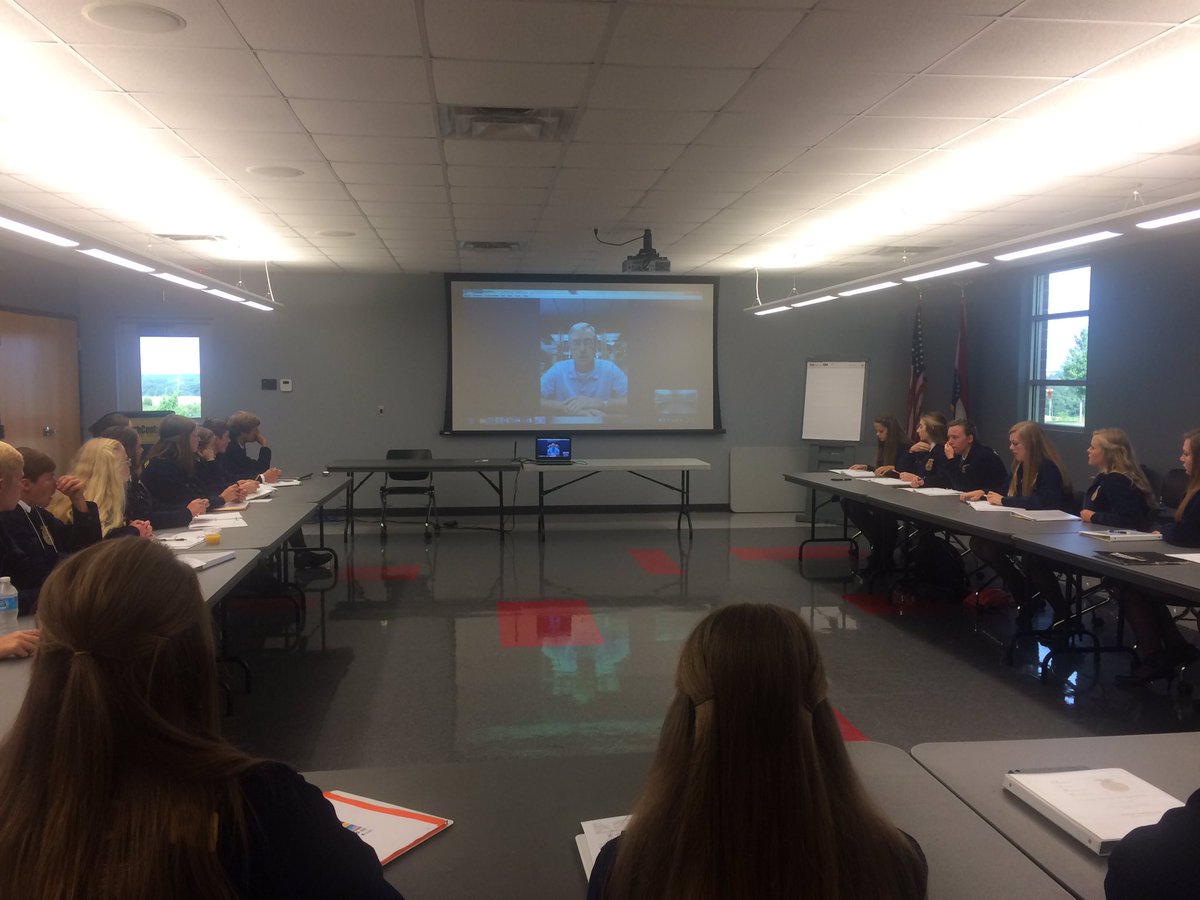 MissouriCorn's tweet photo. Thank you @LuetkemeyerB for visiting with #HYPE2016 this morning. Great DC perspective. https://t.co/WmImUbY4OY