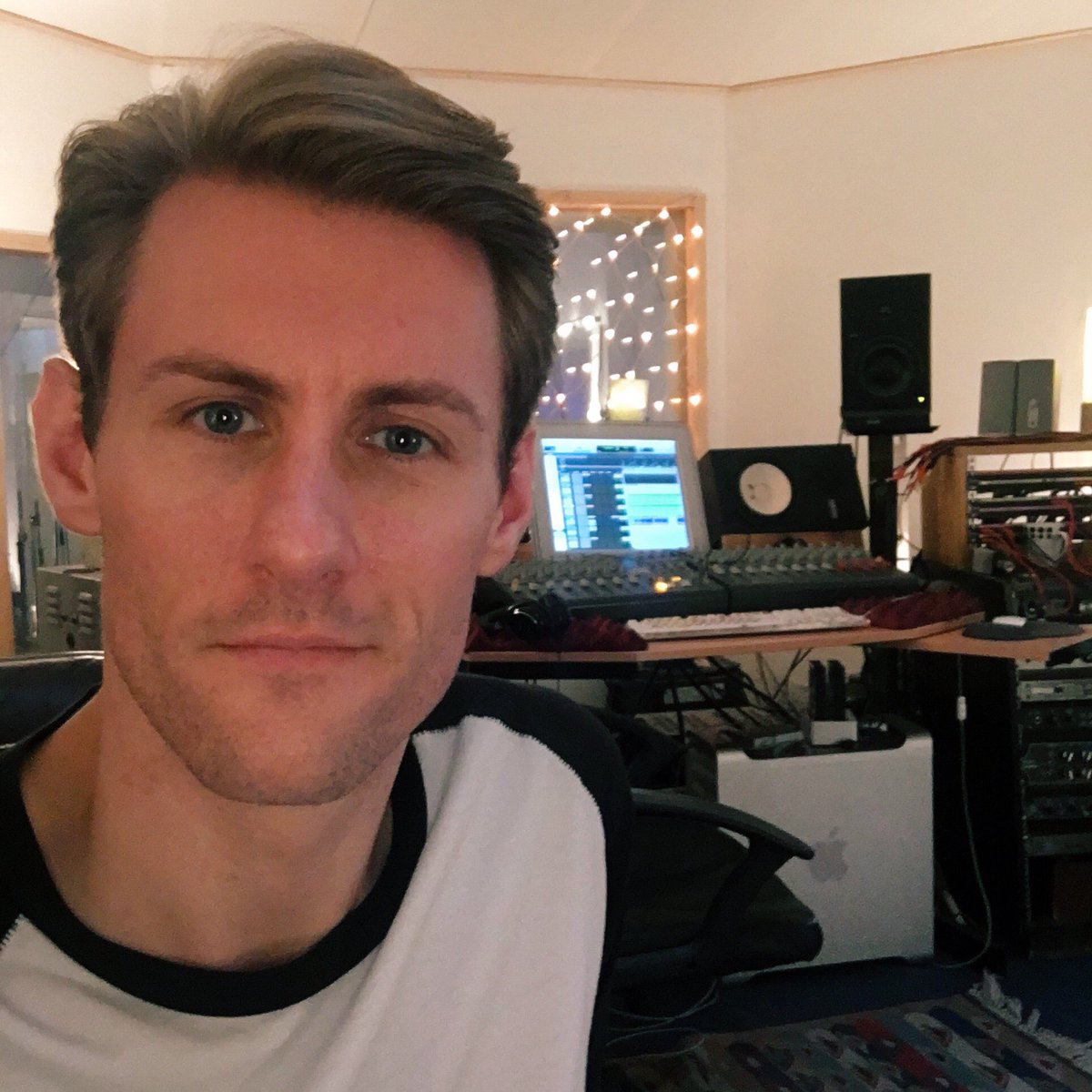 Phil Baxter (@philbaxter_) on Twitter photo Down at 123 Studios today listening to some tasty percussion playing by Sola from Jamiroquai. #groove <a href="/milocostudios/">Miloco Studios</a> Down at 123 Studios today listening to some tasty percussion playing by Sola from Jamiroquai. #groove <a href="/milocostudios/">Miloco Studios</a>
