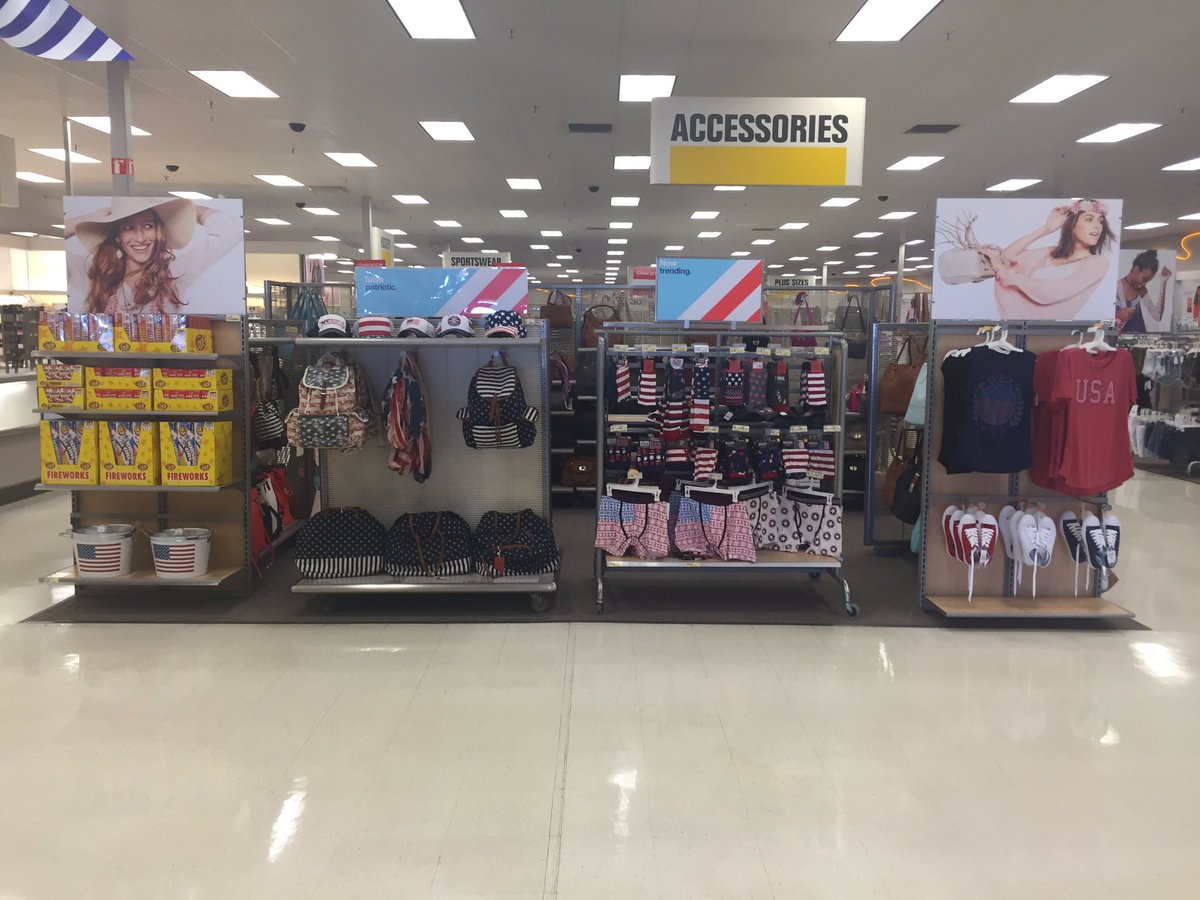 Carrieg0347's tweet photo. T0347 is ready for the the 4th of July ! #bringit @allisonguljas @ChadHarrison111 https://t.co/oPo2i3knde